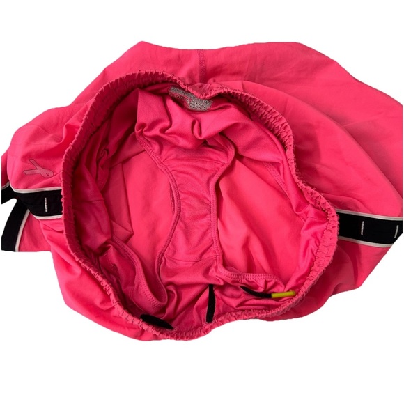 Under Armour Women's Neon Pink Running Shorts | Breast Cancer Awareness | Size S - Picture 6 of 9